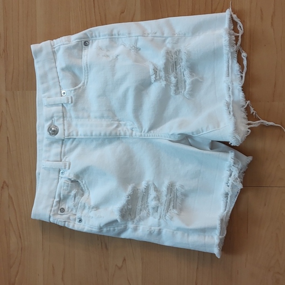 AEO Curvy Hi-Rise Shortie